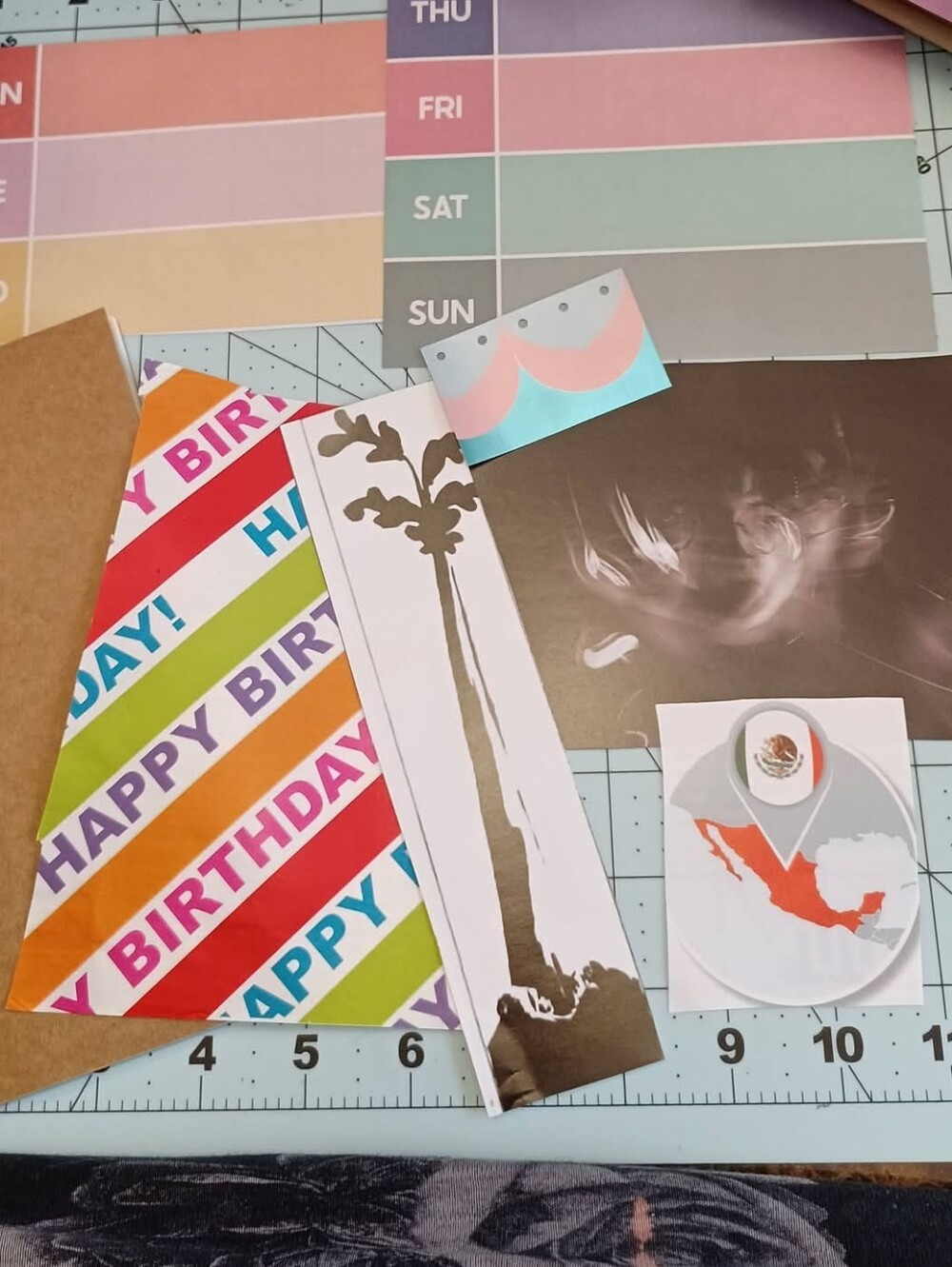 Random Junk Journal Ephemera Kits ++Trinket Scoop - Picture 8 of 16